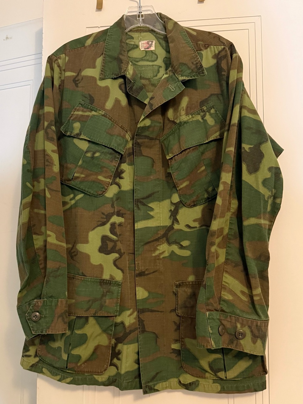 Vietnam Era U.S. Army Woodland Camo Field Jacket - Green/Brown